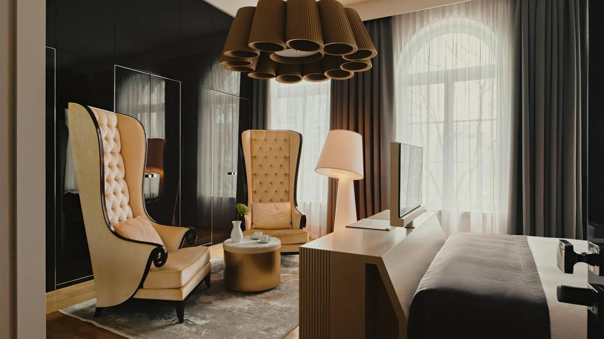 Hotel Blow Up Hall Poznań